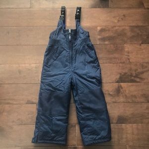 Snow pants